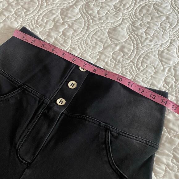 Freddy WRUP Denim Pants High Waisted Palazzo Flare Size Large Booty lift New - Picture 4 of 12
